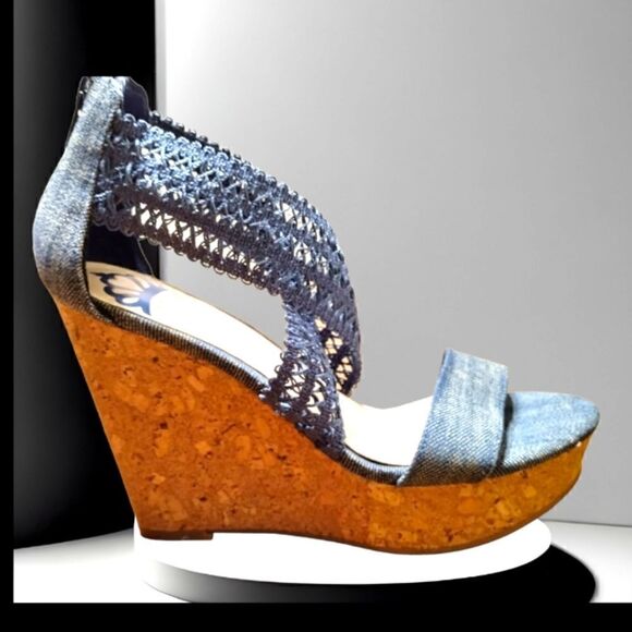 FERGILICOUS WEDGE SANDALS BY FERGIE DENIM LACE VANESSA Size 6 - Picture 2 of 6
